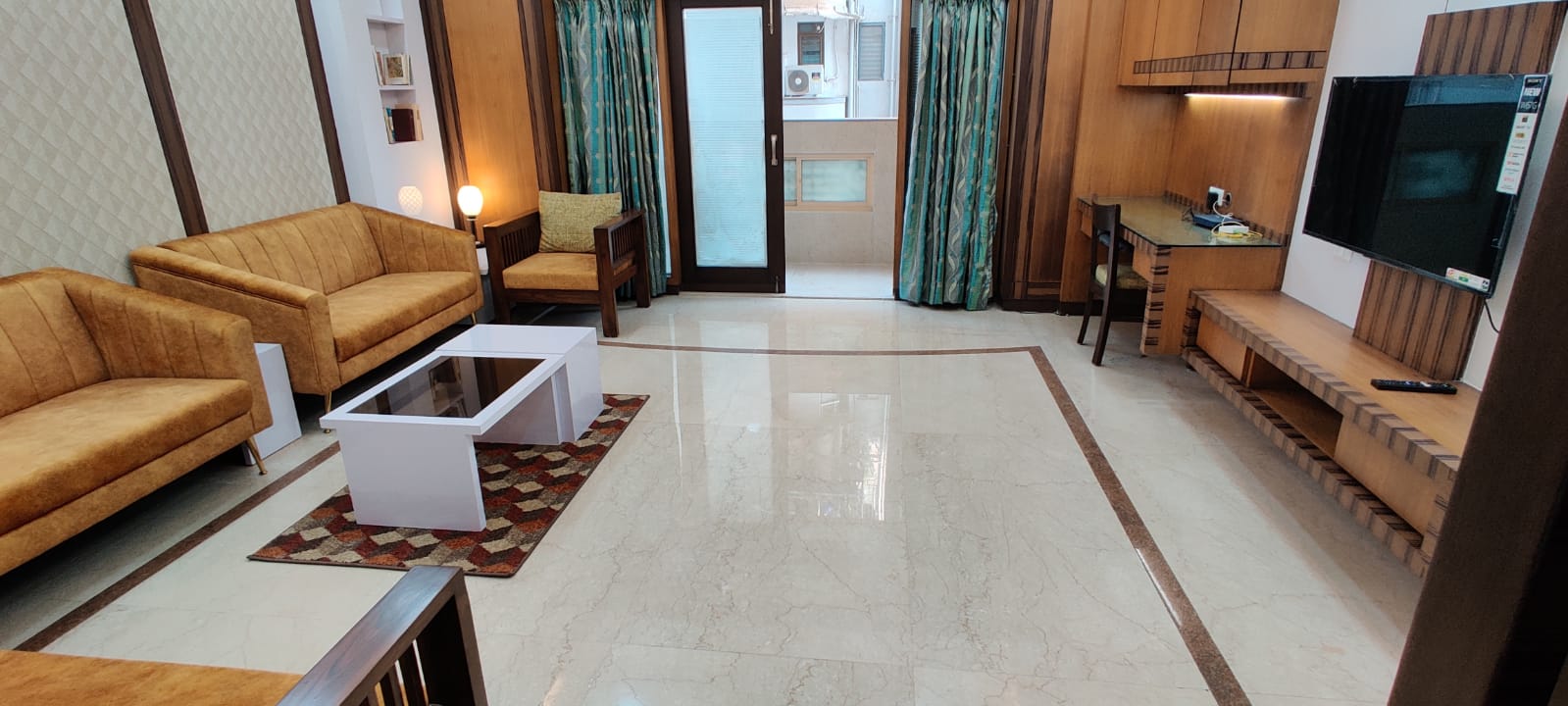 3 BHK Flat on Rent in Churchgate - Moti Mahal